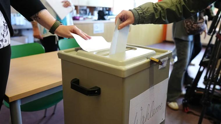 Stefnir í stórsigur AfD í Saxlandi-Anhalt